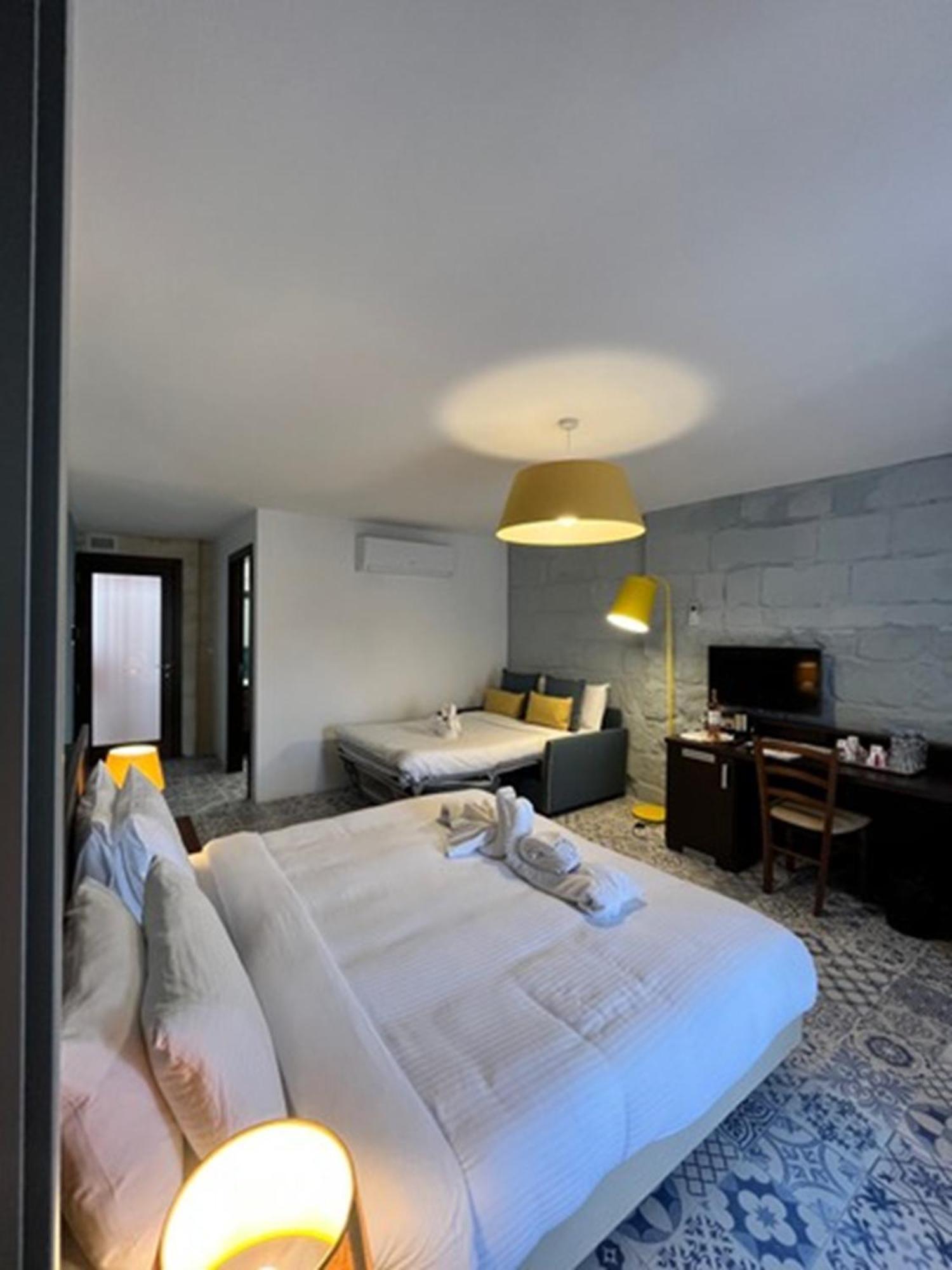 Hotel My Travel House Rabat Esterno foto