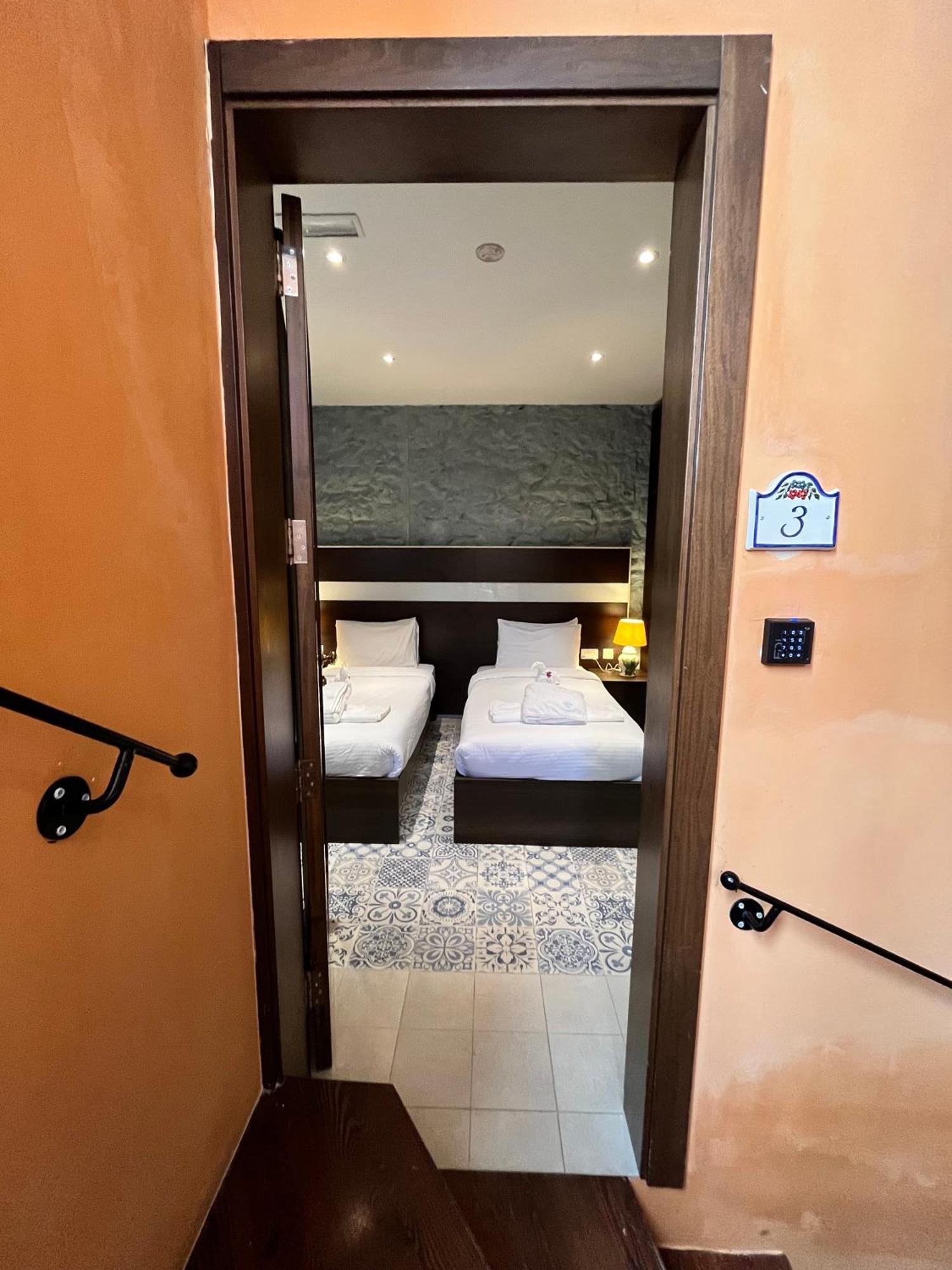 Hotel My Travel House Rabat Esterno foto